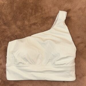 Lululemon BNWOT Align Asymmetrical C/D